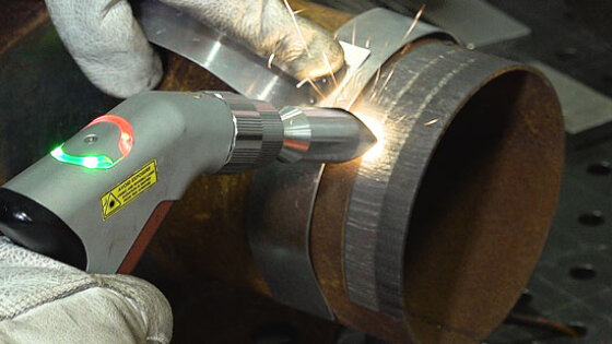 Čištění svařovacím laserem